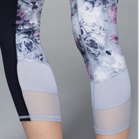 Lululemon If You're Lucky Crop - Picture 3 of 9